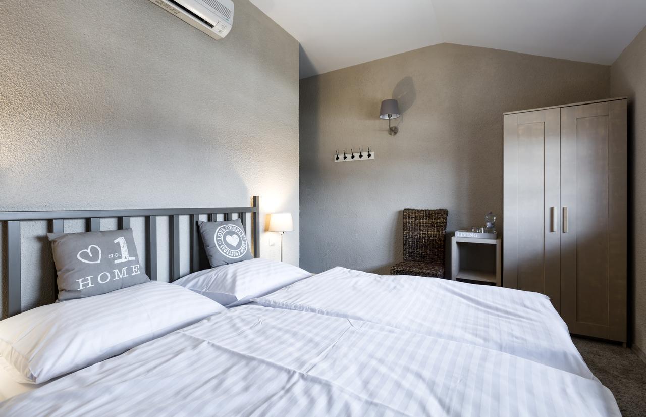 Apartahotel Za Murem 3*